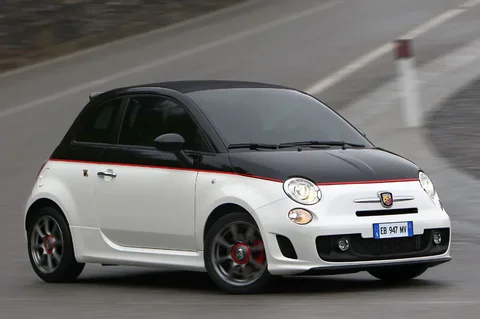 Abarth 500 500C 1.4 16v T-Jet 2011 view 11