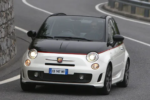Abarth 500 500C 1.4 16v T-Jet 2011 view 12