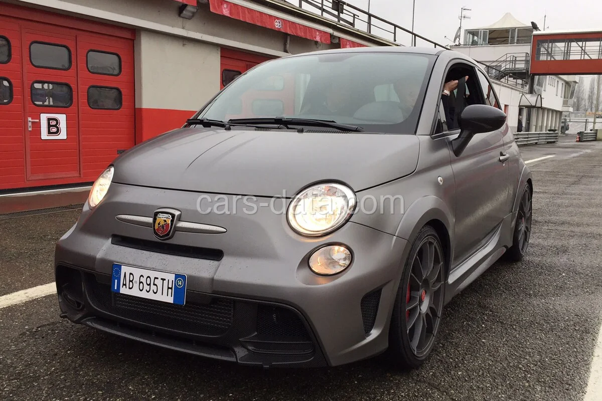 Abarth 500 695 Biposto 2014 front view