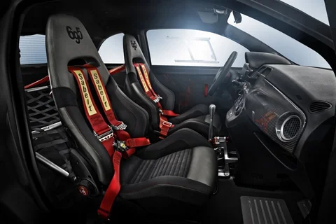 Abarth 695 Cabrio 1.4 T-Jet 165 Yamaha 2017 view 6
