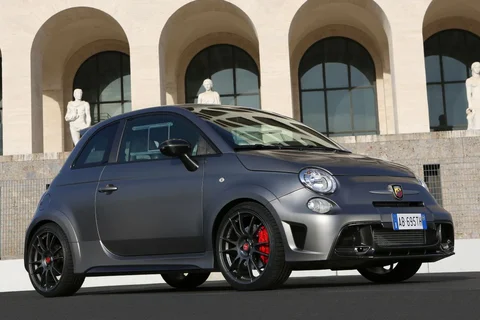 Abarth 695 Cabrio 1.4 T-Jet 165 Yamaha 2017 view 7