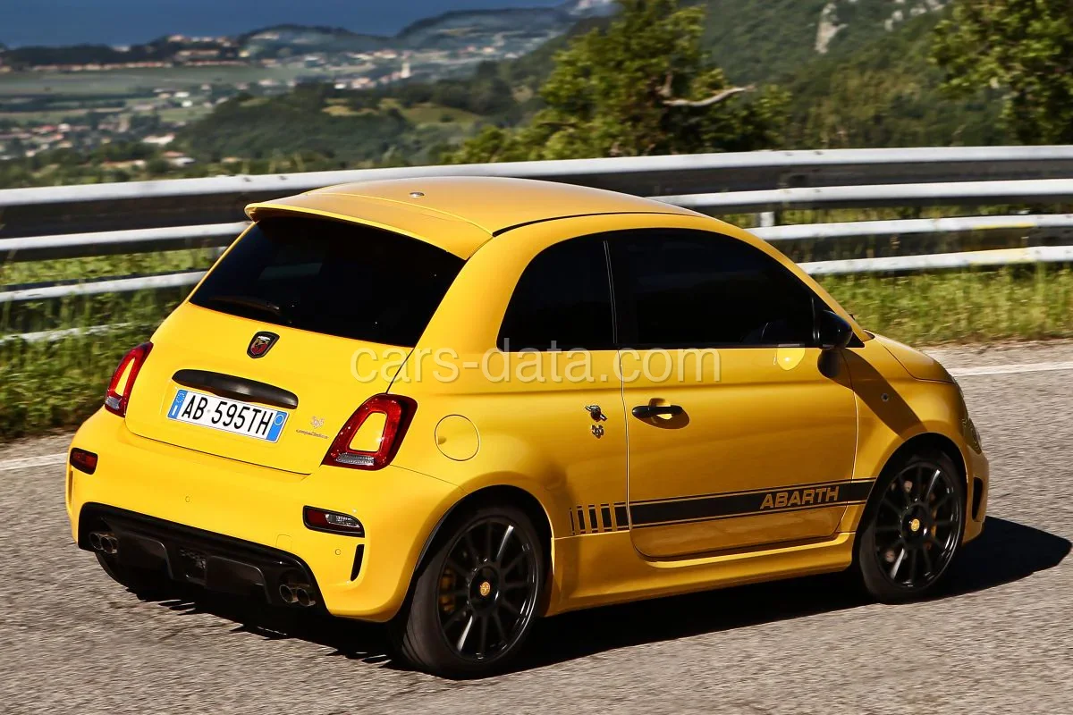 Abarth 595 1.4 T-Jet 145 2016 front view