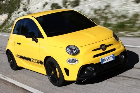 Abarth 595 1.4 T-Jet 145 2016 view 11
