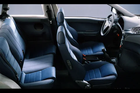Alfa Romeo 145 1.6 i.e. 1994 view 10