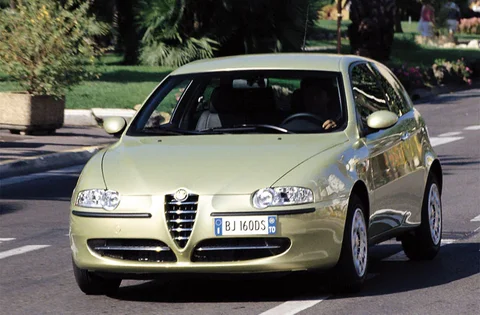Alfa Romeo 147 1.9 JTD 100hp Impression 2003 view 7