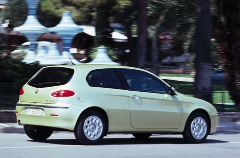 Alfa Romeo 147 1.9 JTD 100hp Impression 2003 view 8