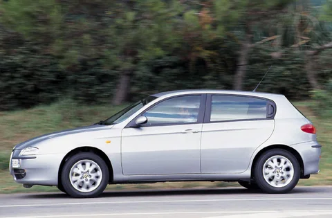 Alfa Romeo 147 1.9 JTD 100hp Impression 2003 view 5