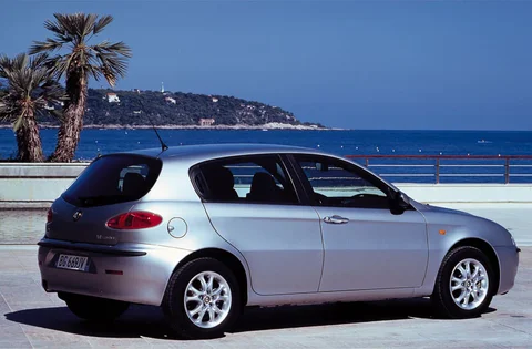 Alfa Romeo 147 1.9 JTD 100hp Impression 2003 view 7