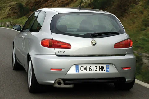 Alfa Romeo 147 1.9 JTD 100hp Impression 2005 view 4