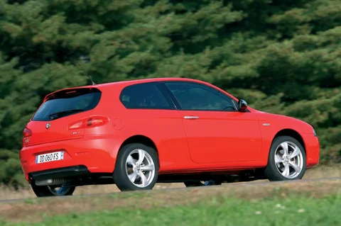 Alfa Romeo 147 1.9 JTDm Impression 2007 view 5