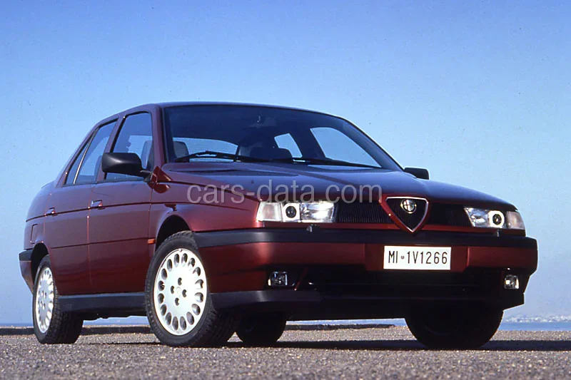 Alfa Romeo 155 2.5 V6 1992 front view