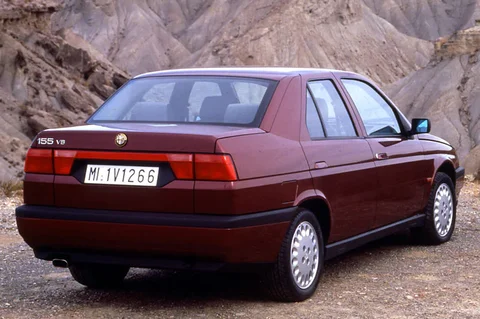 Alfa Romeo 155 2.5 V6 1992 view 11
