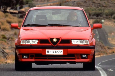 Alfa Romeo 155 2.5 V6 1992 view 4