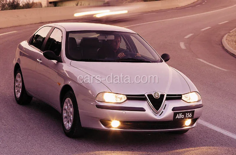 Alfa Romeo 156 2.4 JTD 2000 front view