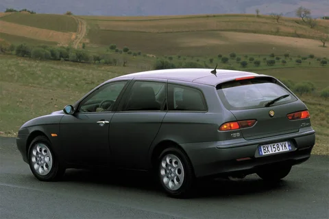 Alfa Romeo 156 Sportwagon 2.4 JTD Progression 2002 view 2