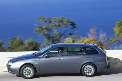 Alfa Romeo 156 Sportwagon 2.4 JTD Progression 2002 view 4