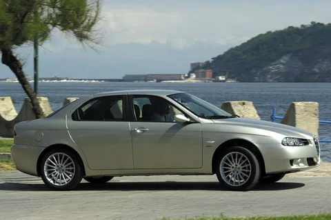 Alfa Romeo 156 1.9 JTD Impression 2003 view 2
