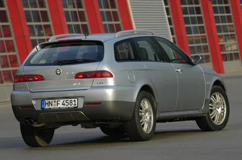 Alfa Romeo 156 Crosswagon 1.9 JTD 16V Q4 Progression 2005 view 2