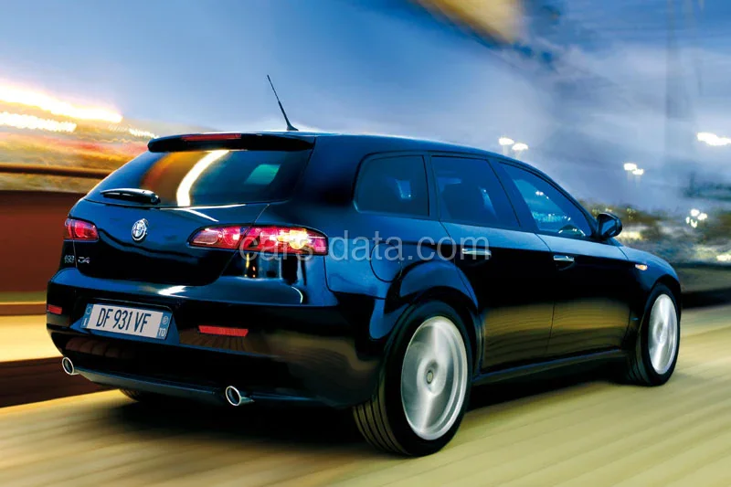 Alfa Romeo 159 Sportwagon 1.9 JTS Progression 2008 front view