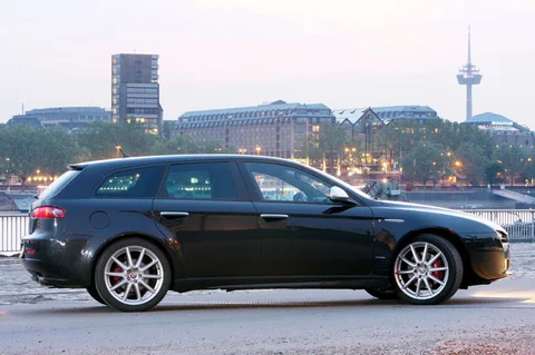 Alfa Romeo 159 Sportwagon 1.9 JTS Progression 2008 view 7