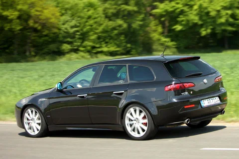 Alfa Romeo 159 Sportwagon 1.9 JTS Progression 2008 view 11