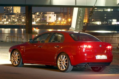 Alfa Romeo 159 2.2 JTS Distinctive 2009 view 4