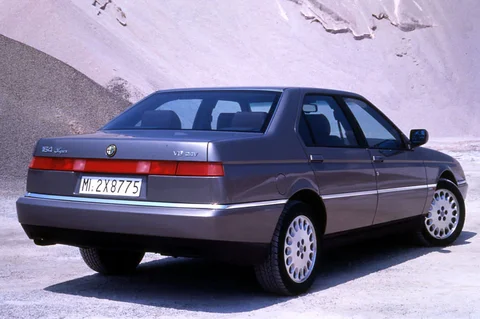 Alfa Romeo 164 2.0 Twin Spark 1993 view 9