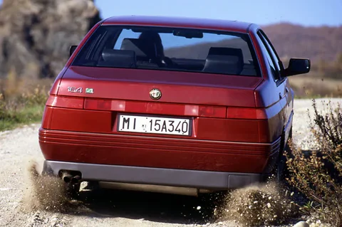 Alfa Romeo 164 2.0 Twin Spark 1993 view 6