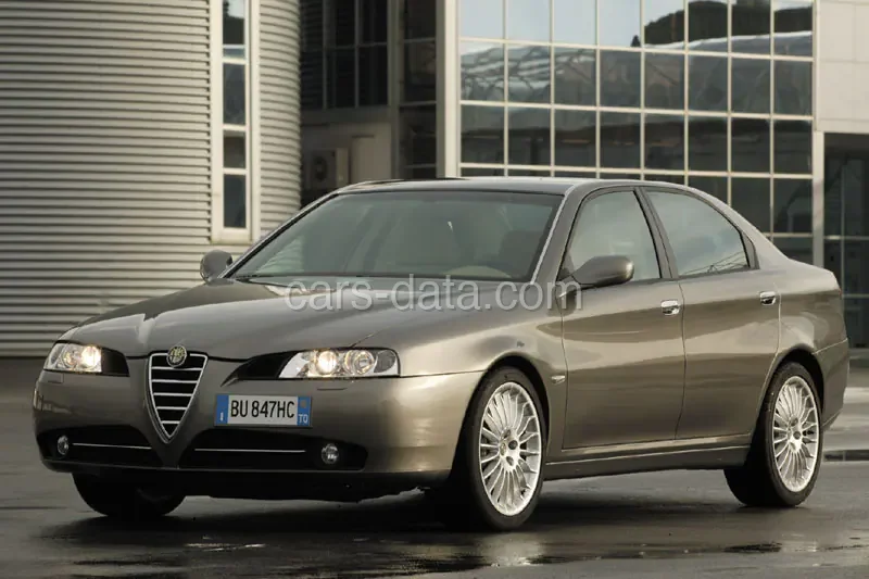 Alfa Romeo 166 2.4 JTD 10v Progression 2003 front view