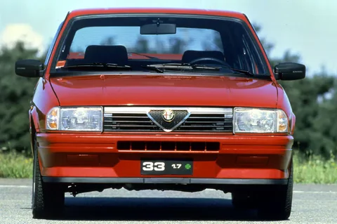 Alfa Romeo 33 1.3 1986 view 2