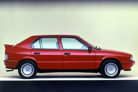 Alfa Romeo 33 1.3 1986 view 3