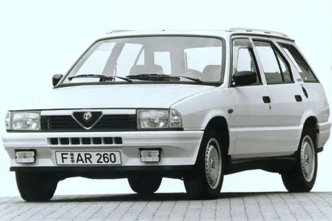 Alfa Romeo 33 SportWagon 1.3 S 1988 view 4