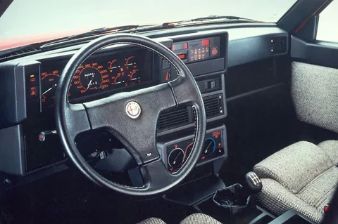 Alfa Romeo 75 1.8 1987 view 3