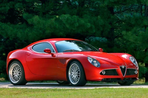 Alfa Romeo 8C Competizione 2008 view 5