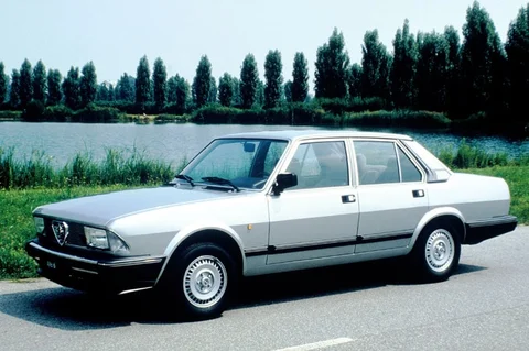 Alfa Romeo Alfa 6 2.5 V6 1983 view 2
