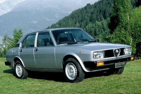 Alfa Romeo Alfetta 2.0 L 1977 view 3
