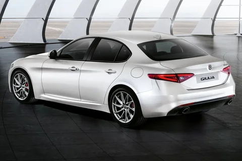 Alfa Romeo Giulia 2.0T 200hp 2016 view 6