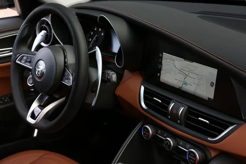Alfa Romeo Giulia 2.0T 200hp 2020 view 7