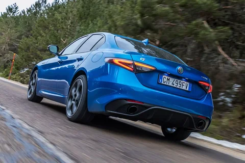Alfa Romeo Giulia Quadrifoglio 2023 view 8