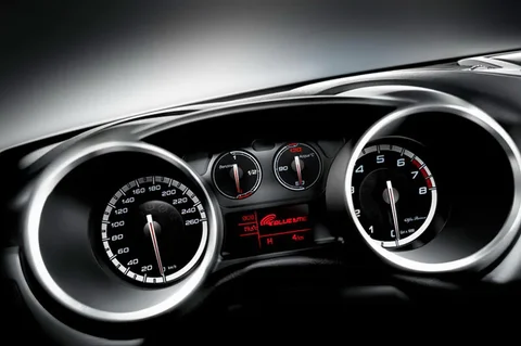 Alfa Romeo Giulietta 2.0 JTDm 140 Progression 2010 view 2