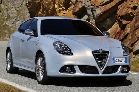 Alfa Romeo Giulietta 1.4 Turbo 105 Impression 2014 view 8