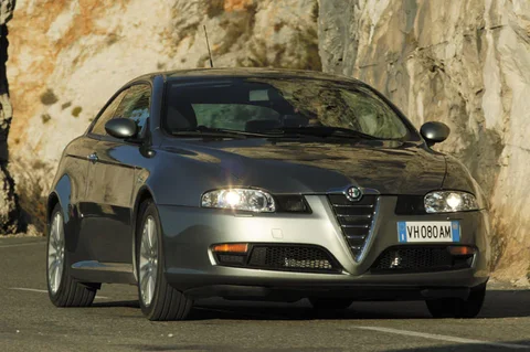 Alfa Romeo GT 1.9 JTDm 16V Impression 2005 view 5
