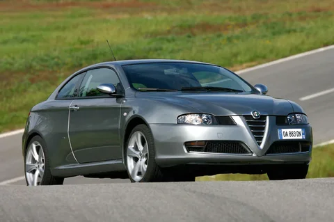 Alfa Romeo GT 2.0 JTS 16V Progression 2007 view 9