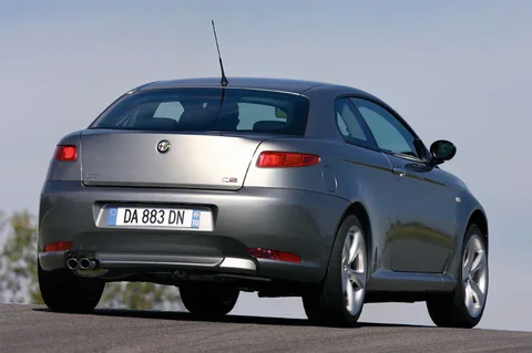 Alfa Romeo GT 2.0 JTS 16V Progression 2007 view 10