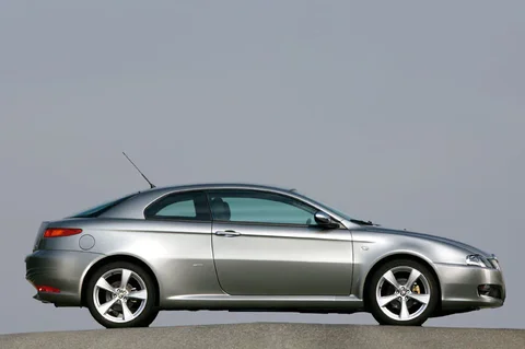 Alfa Romeo GT 2.0 JTS 16V Progression 2007 view 12