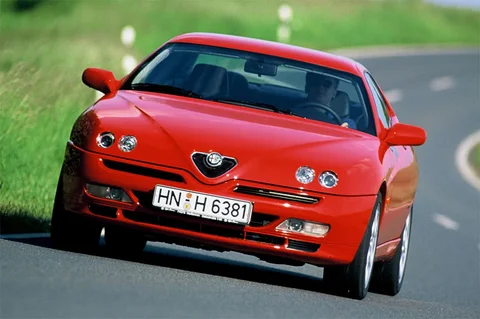 Alfa Romeo GTV 3.0 V6 24V 1998 view 2