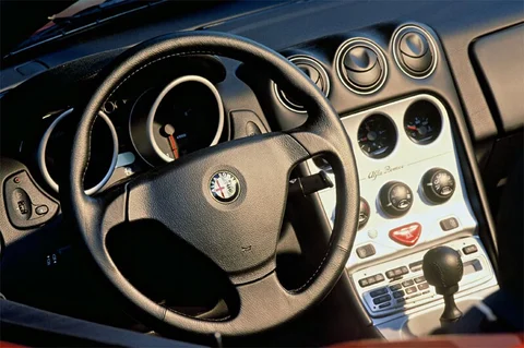 Alfa Romeo GTV 3.0 V6 24V 1998 view 8
