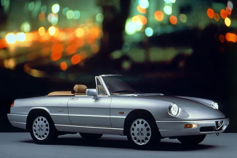 Alfa Romeo Spider 2.0 1990 view 2