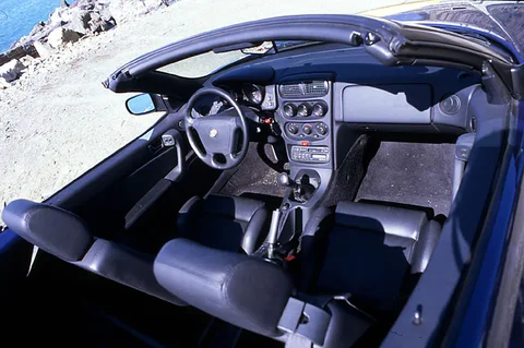 Alfa Romeo Spider 3.0 V6 1995 view 7