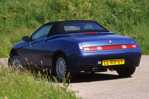Alfa Romeo Spider 3.0 V6 1995 view 8